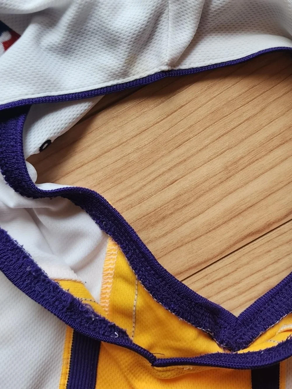 Adidas Los Angeles Lakers #24 White/Purple/Gold Jersey Size Medium